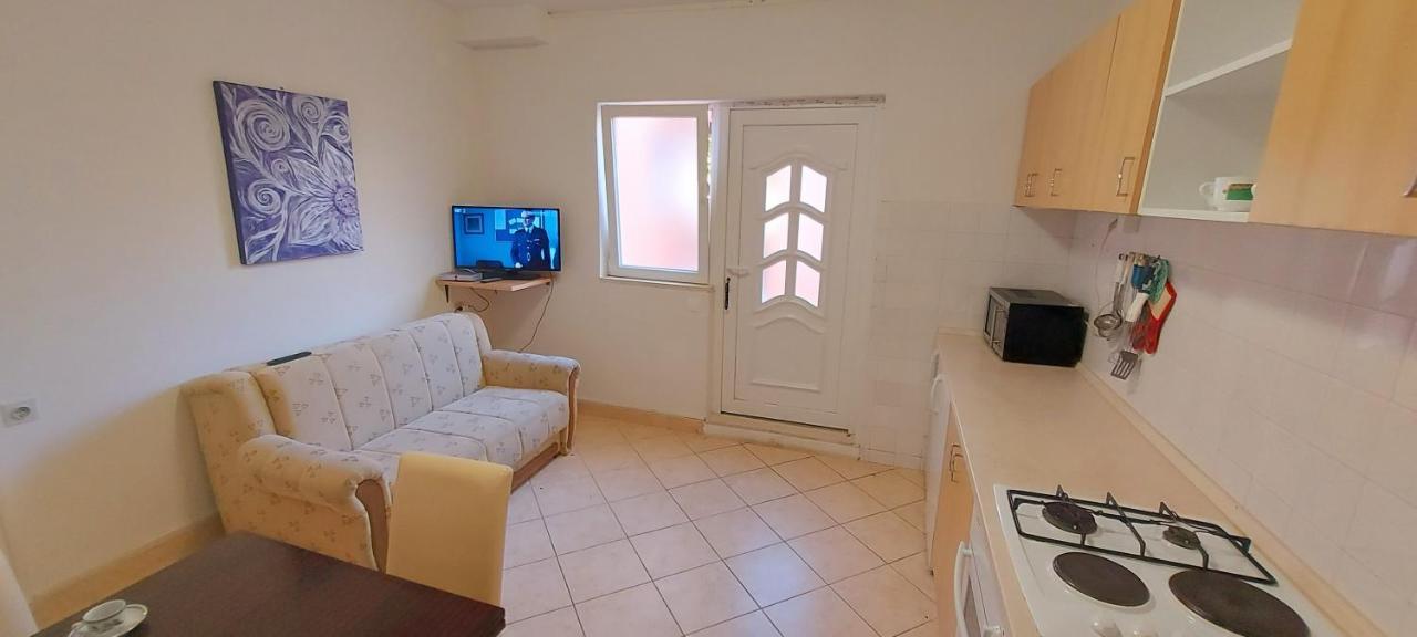 Andrija Apartment *